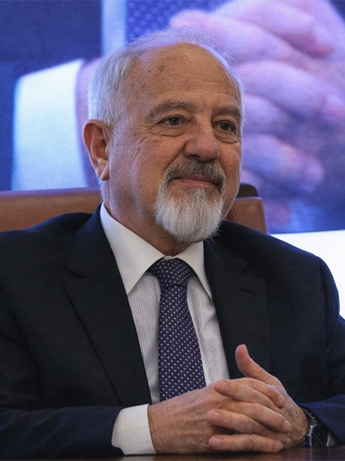 Halil Akıncı